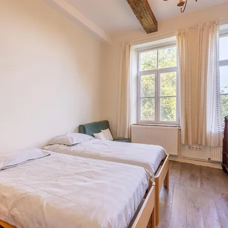 Cozy Comfort In Cerfontaine, Cleaning Included Дом отдыха *