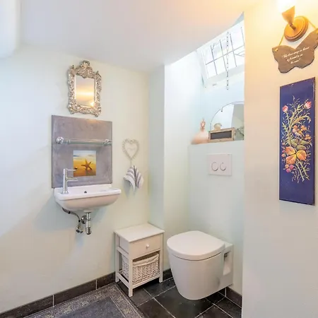 Cozy Comfort In Cerfontaine, Cleaning Included Дом отдыха